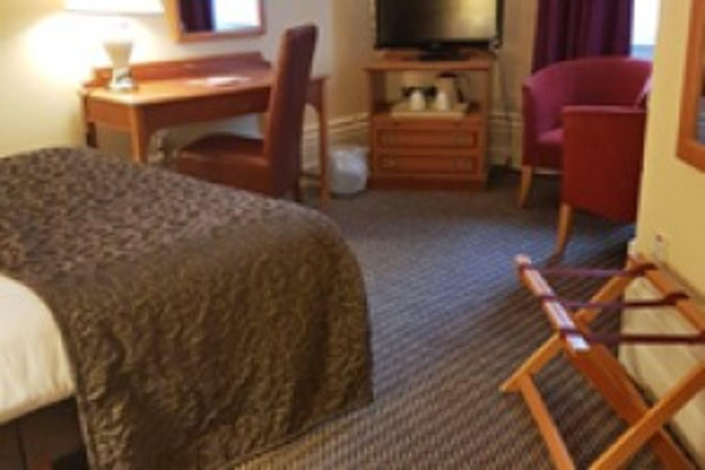 The Palace Buxton & 4*
